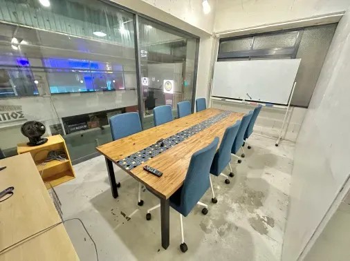 KSA Works（Koza Startup Arcade）の席・部屋5