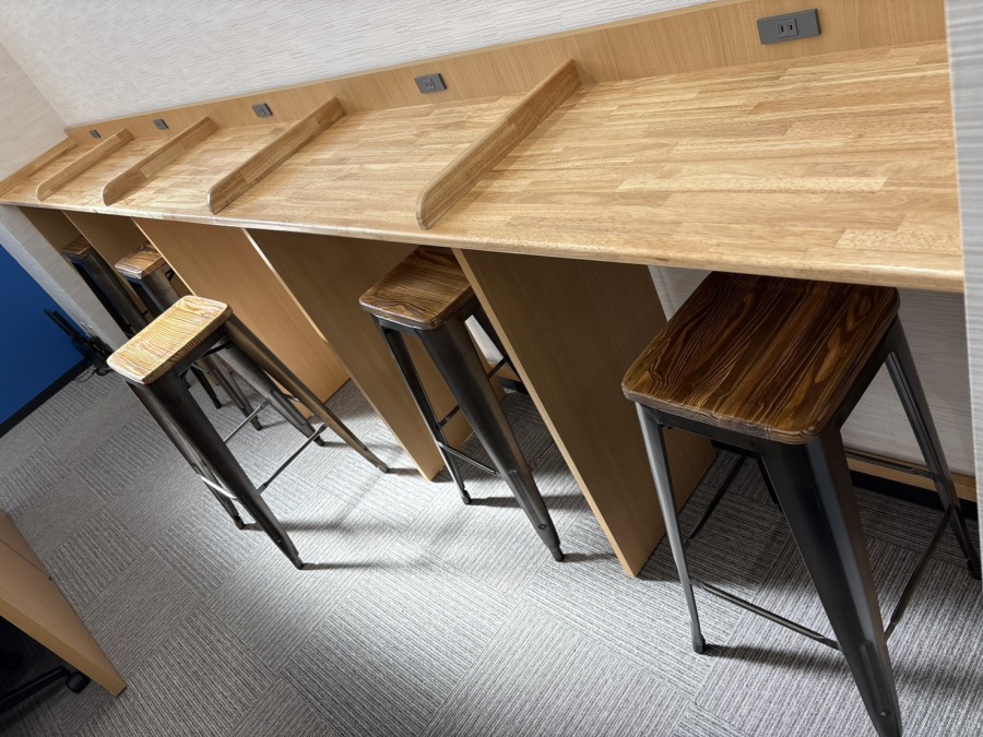 マナビバ+ 国分寺スペースの席・部屋の写真3